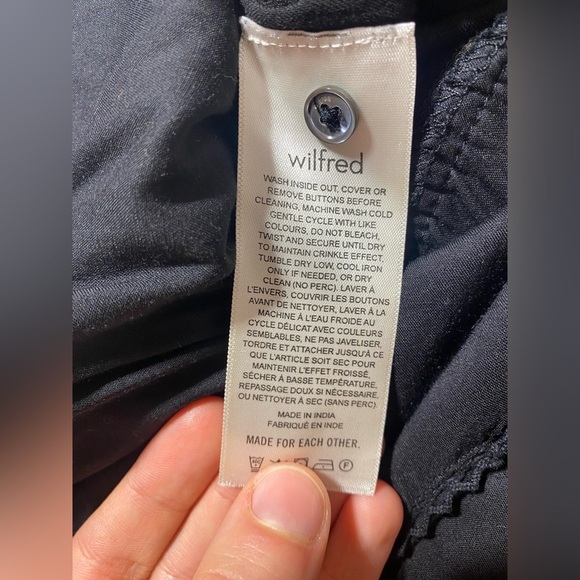 Aritzia Wilfred Irene Wide Leg Flowy Lace Trim V-Neck Black Modal Romper Size XS - Picture 16 of 16